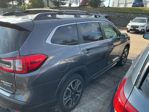 Used 2023 Subaru Ascent Limited w/ Technology Package AWD/4WD image 6