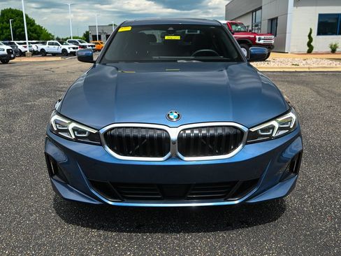 Used 2025 BMW 330i xDrive Sedan AWD/4WD image 10