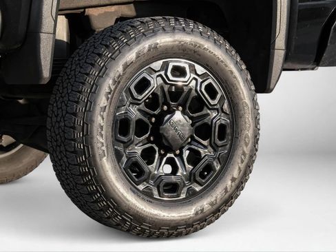 Used 2021 GMC Sierra 2500 AT4 w/ AT4 Premium Plus Package image 61