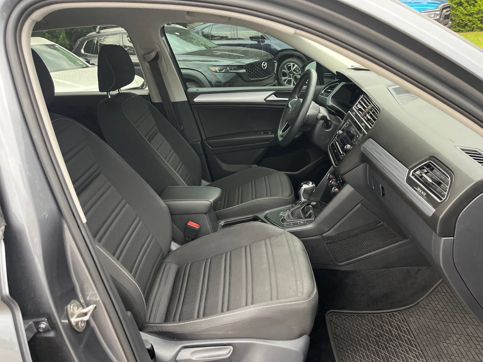 Used 2024 Volkswagen Tiguan S FWD image 33