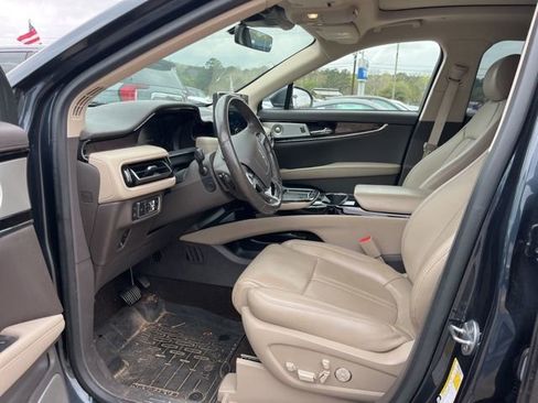 Used 2021 Lincoln Nautilus Reserve w/ Equipment Group 202A image 7