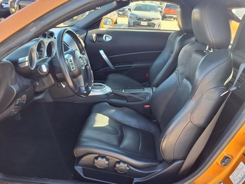 Used 2006 Nissan 350Z Touring image 16