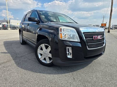 Used 2010 GMC Terrain SLT FWD image 1