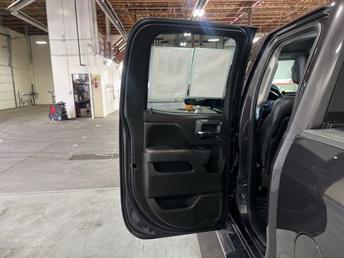 Used 2015 GMC Sierra 1500 SLT w/ All-Terrain Package AWD/4WD image 21