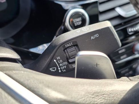 Used 2020 BMW 530e w/ Premium Package image 37