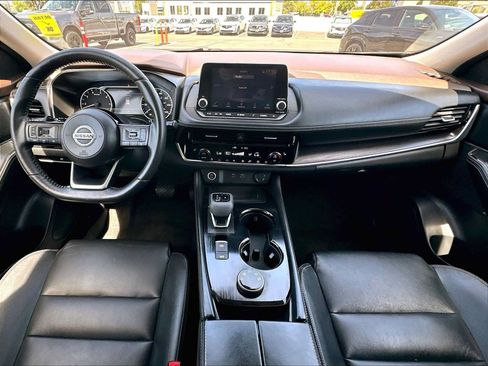 Used 2021 Nissan Rogue SL AWD/4WD image 17