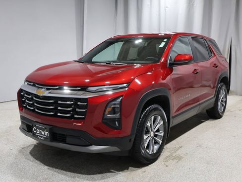Used 2026 Chevrolet Equinox LT w/ Convenience Package II image 7