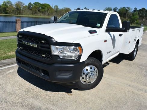 Used 2019 RAM 3500 Tradesman image 2