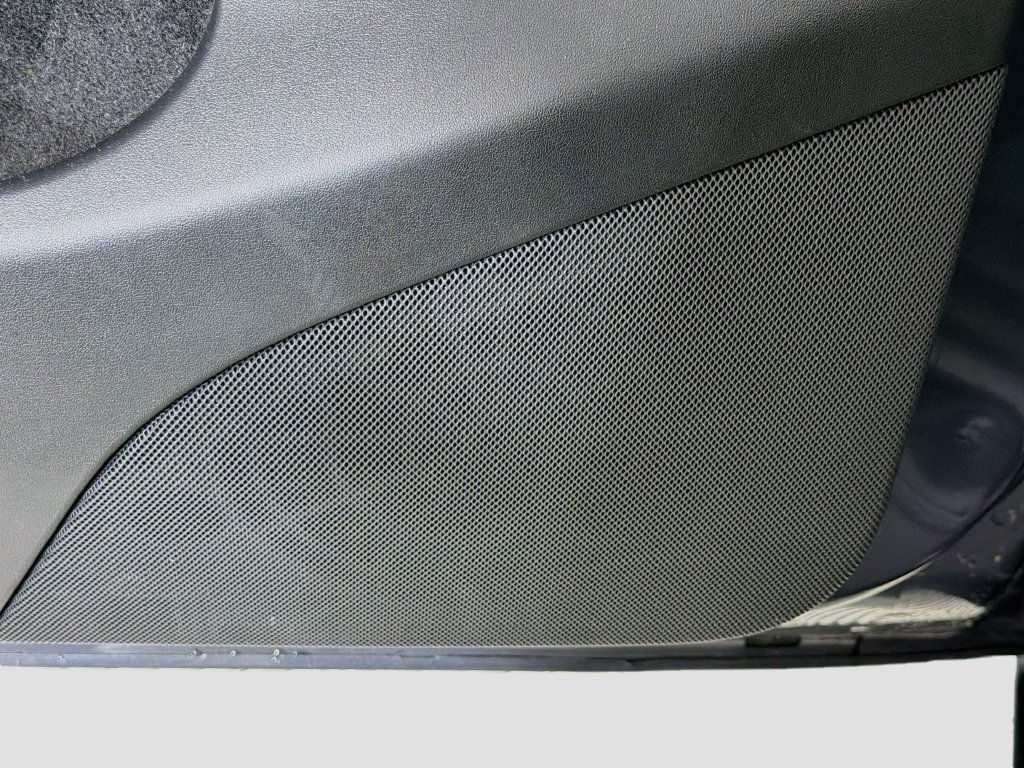 Used 2022 Tesla Model Y Long Range AWD/4WD image 19