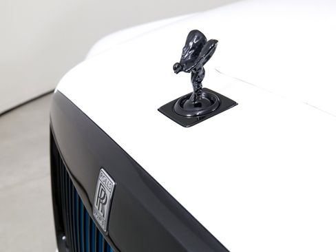 Certified 2023 Rolls-Royce Cullinan w/ Cullinan Package AWD/4WD image 43