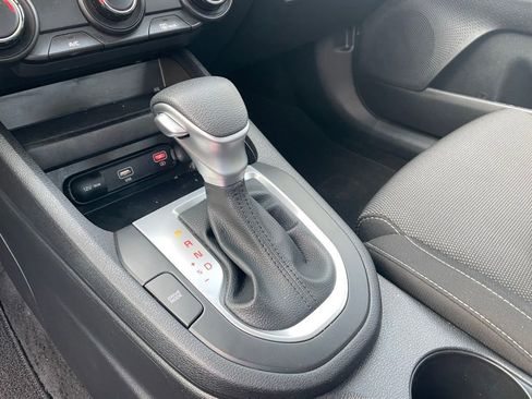 Certified 2024 Kia Forte LXS w/ LXS Technology Package FWD image 18