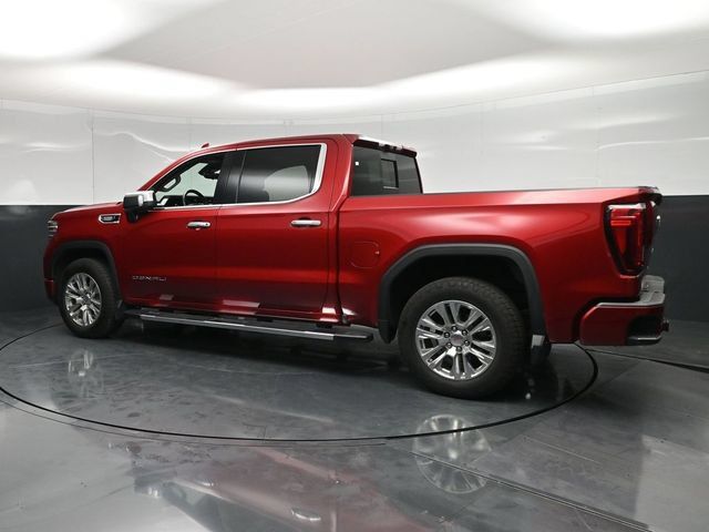 Used 2024 GMC Sierra 1500 Denali w/ Technology Package AWD/4WD image 10