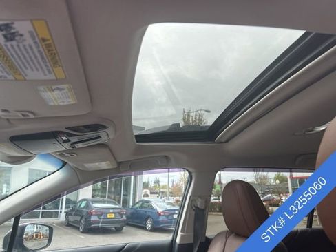 Used 2020 Subaru Outback Touring XT image 4