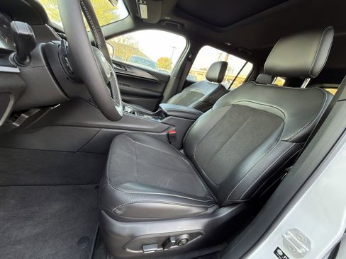 New 2025 Jeep Grand Cherokee L Altitude AWD/4WD image 19