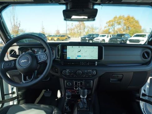 New 2026 Jeep Gladiator Mojave image 23