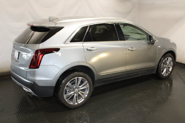 Certified 2024 Cadillac XT5 Premium Luxury w/ Technology Package AWD/4WD image 5