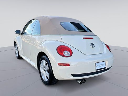 Used 2007 Volkswagen Beetle 2.5L image 3