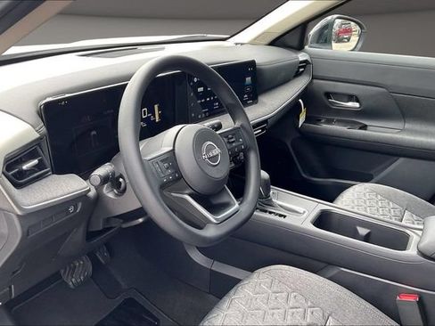 New 2026 Nissan Kicks SV w/ SV Premium Package FWD image 7