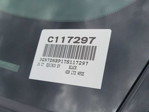 Used 2026 Chevrolet Equinox EV LT FWD image 29