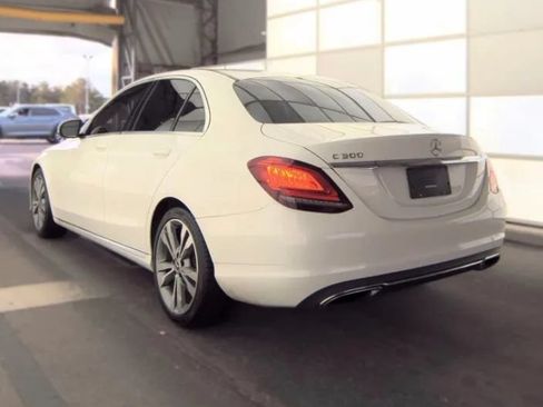 Used 2019 Mercedes-Benz C 300 Sedan image 3