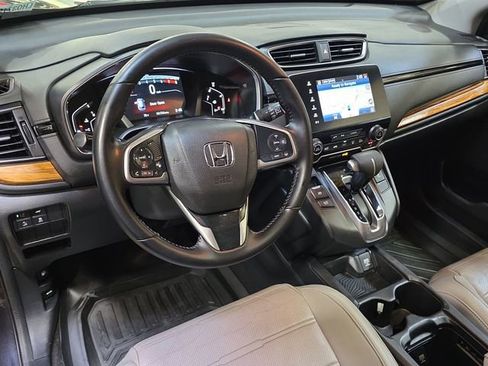 Used 2018 Honda CR-V Touring image 19
