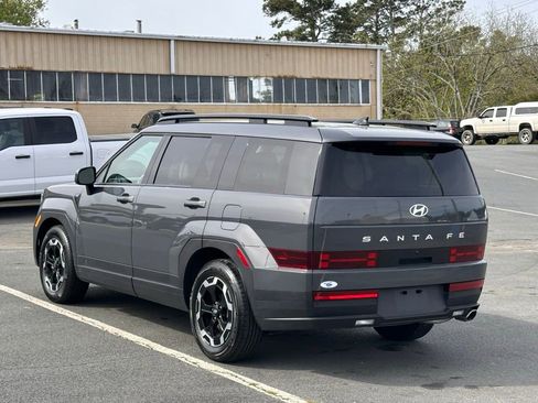 Used 2025 Hyundai Santa Fe SEL image 6
