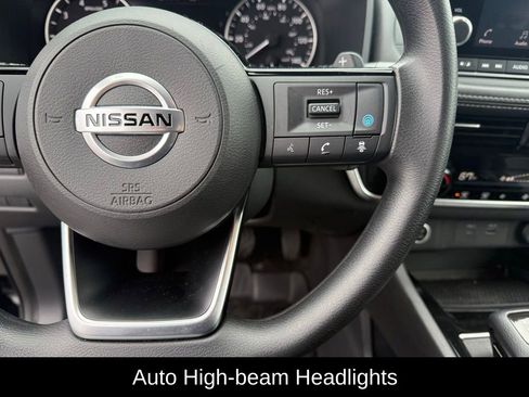 Used 2021 Nissan Rogue SV AWD/4WD image 12