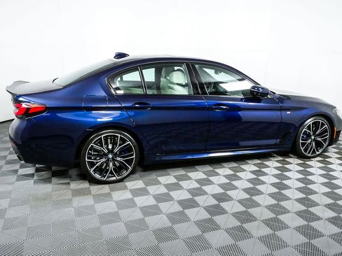 Used 2021 BMW M550i xDrive AWD/4WD image 2