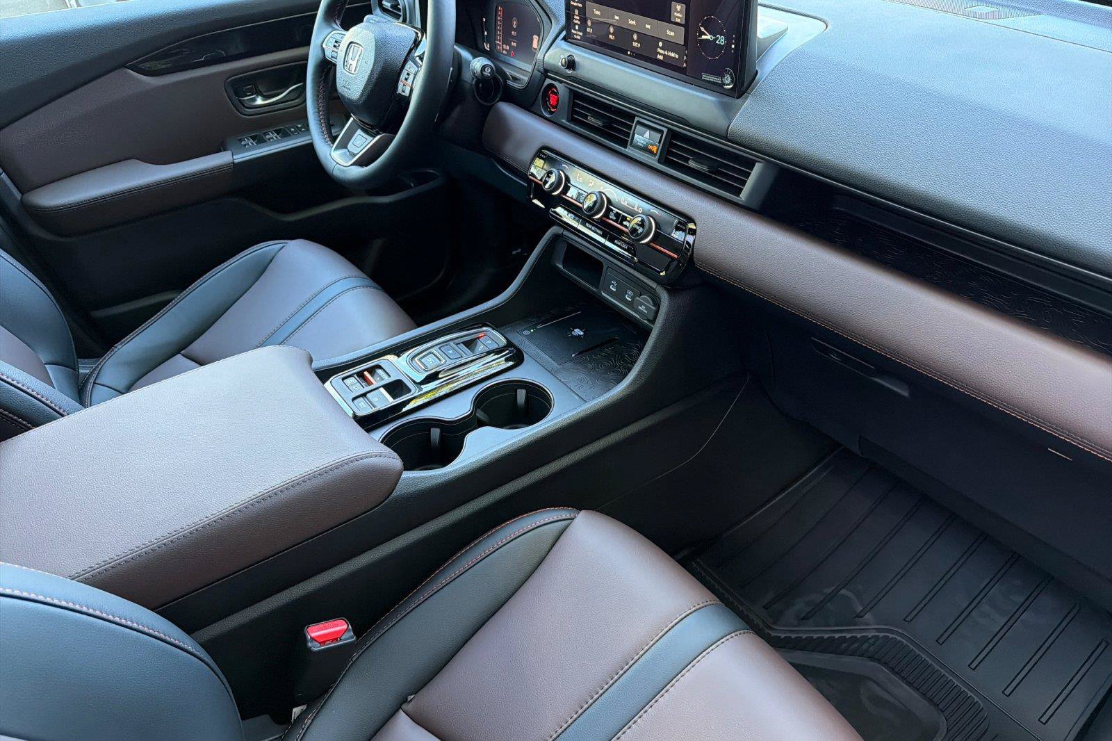 New 2026 Honda Pilot TrailSport image 15
