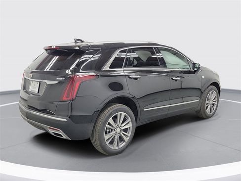 New 2025 Cadillac XT5 Premium Luxury w/ LPO, Floor Liner Package image 3