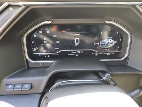 Used 2025 GMC Sierra 2500 Denali Ultimate w/ Max Trailering Package AWD/4WD image 7