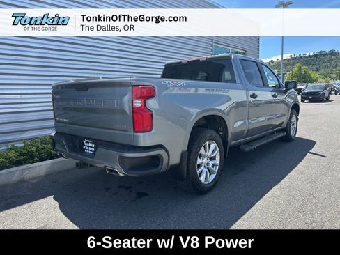 Used 2020 Chevrolet Silverado 1500 Custom w/ Custom Value Package AWD/4WD image 3