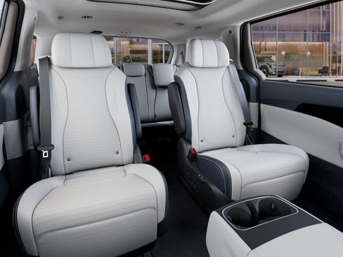 New 2026 Kia Carnival SX Prestige FWD image 16