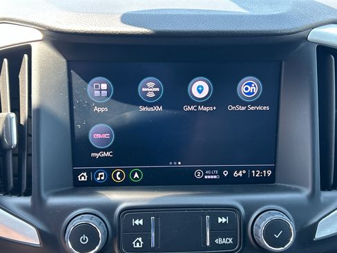 Used 2023 GMC Terrain SLT w/ Infotainment Package II AWD/4WD image 27