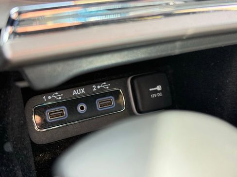 Used 2018 Jeep Grand Cherokee Limited image 22