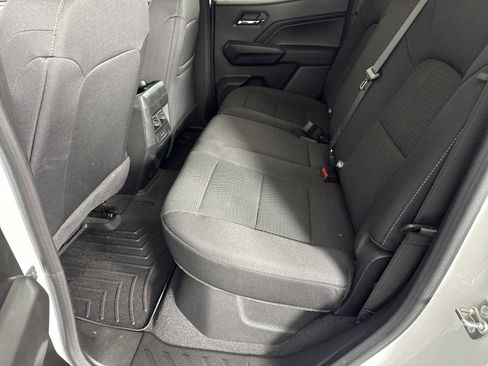 Used 2024 GMC Canyon Elevation w/ Convenience Package image 19