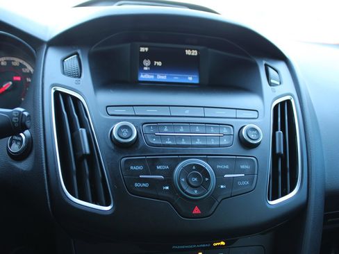 Used 2018 Ford Focus ST image 24