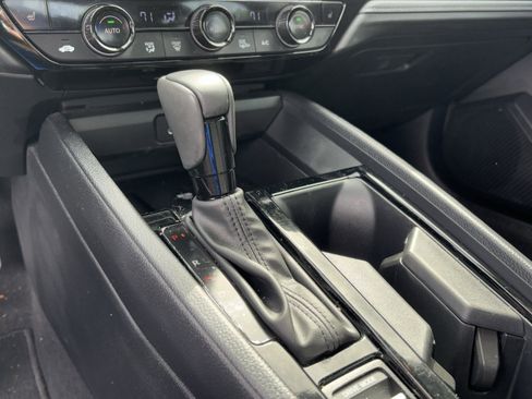 Used 2025 Honda Accord EX-L image 26