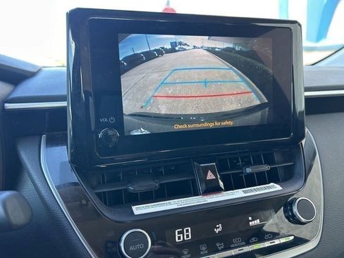 Used 2024 Toyota Corolla LE image 12