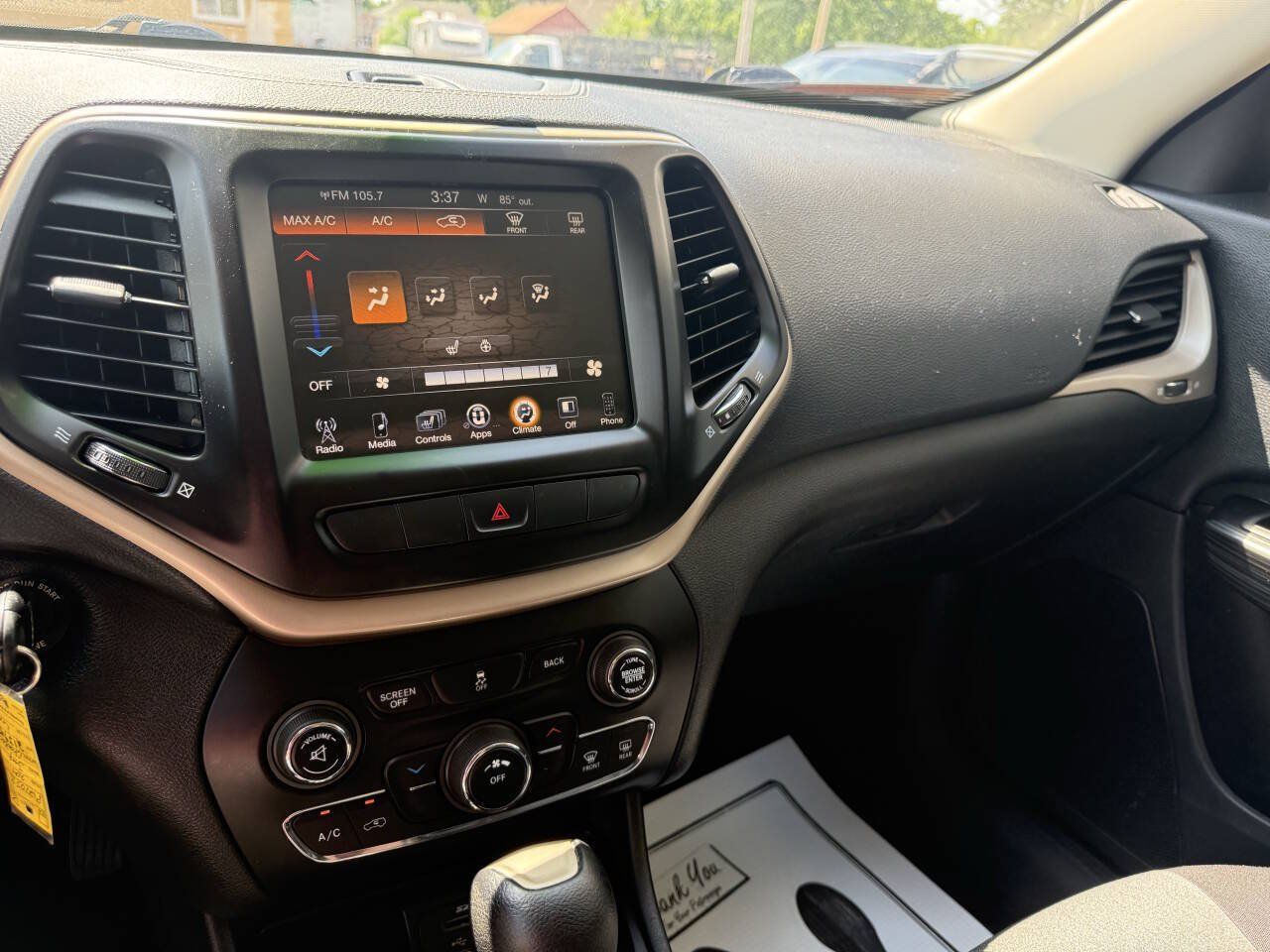 Used 2014 Jeep Cherokee Latitude w/ Cold Weather Group AWD/4WD image 19