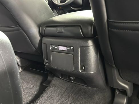 Used 2024 INFINITI QX80 Luxe image 35