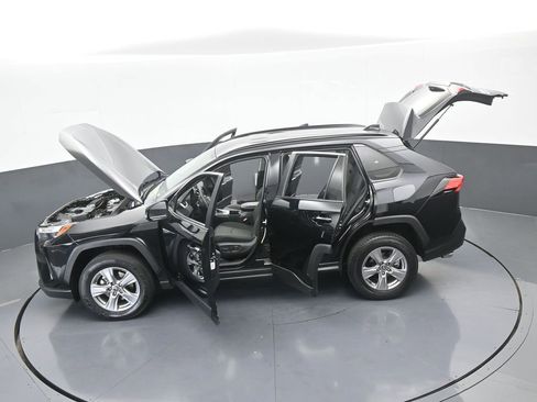 Used 2024 Toyota RAV4 XLE image 66