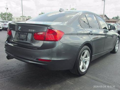 Used 2014 BMW 328i xDrive Sedan AWD/4WD image 3
