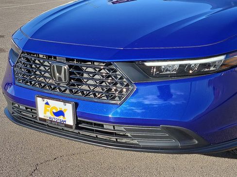 Used 2024 Honda Accord Sport image 9