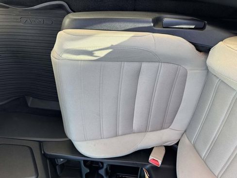 Used 2019 Honda CR-V LX image 15