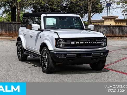 Used 2023 Ford Bronco Outer Banks AWD/4WD image 6