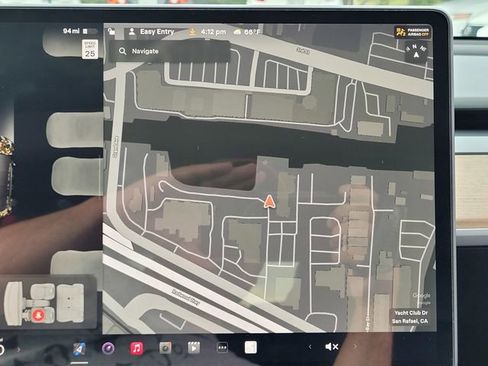 Used 2022 Tesla Model 3 Long Range image 13