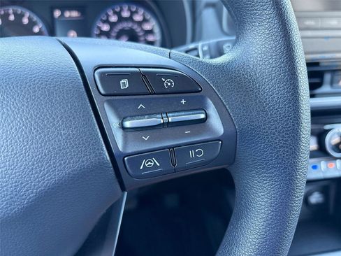 Certified 2023 Hyundai Kona SEL AWD/4WD image 30
