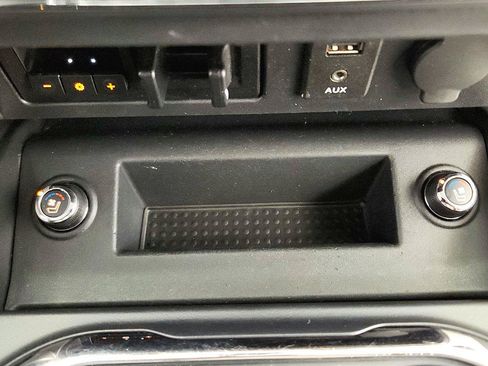 Used 2017 Nissan Titan PRO-4X w/ Pro-4x Convenience Package AWD/4WD image 20