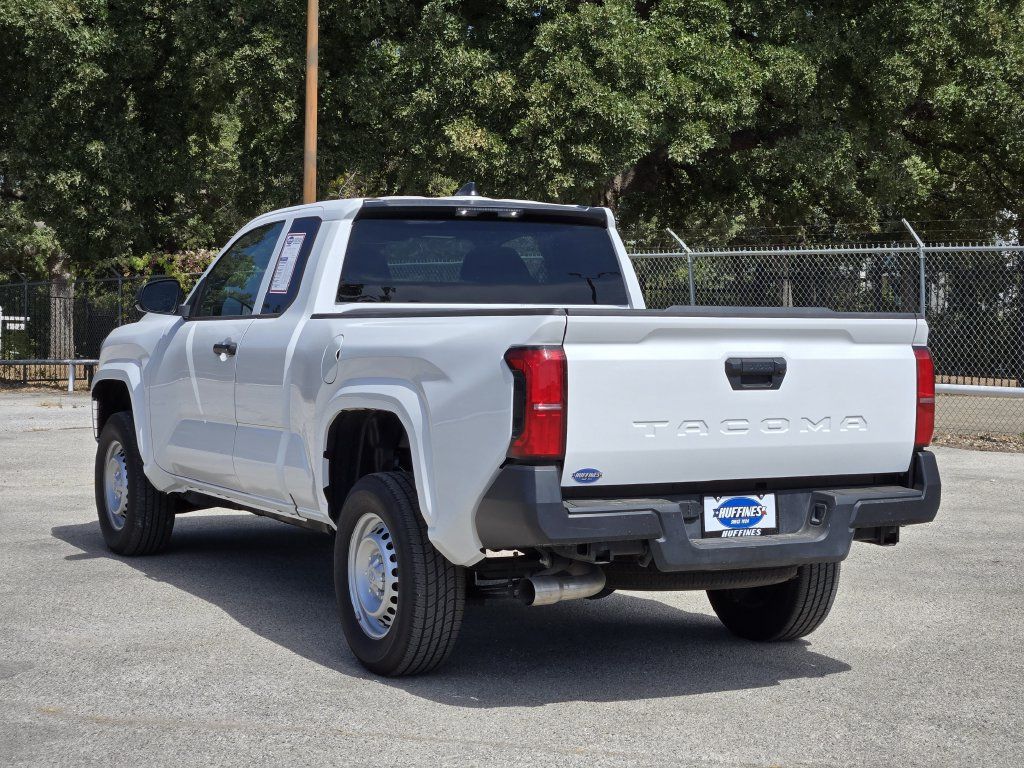 Used 2025 Toyota Tacoma SR RWD image 5